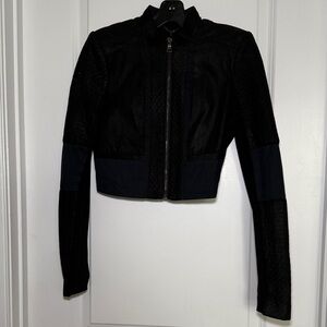 BCBGMaxAzria JOSHUA Cropped Blazer